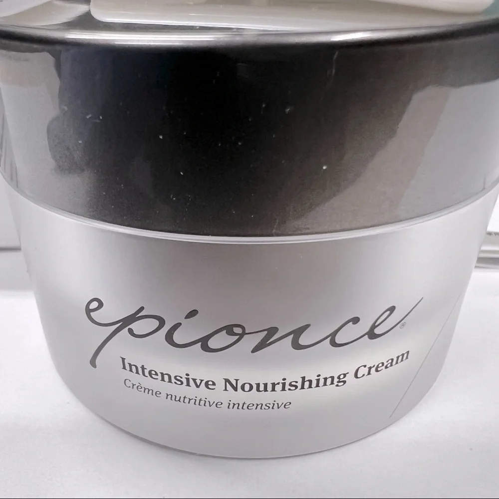 FLASH SALE ⚡️🏷️ EPIONCE INTENSIVE NOURISHING CREAM